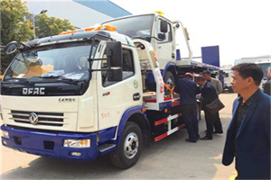 宝坻汽车道路救援拖车价格